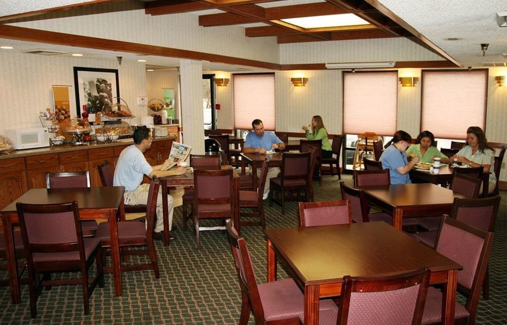 Hampton Inn Springfield-South Restaurante foto